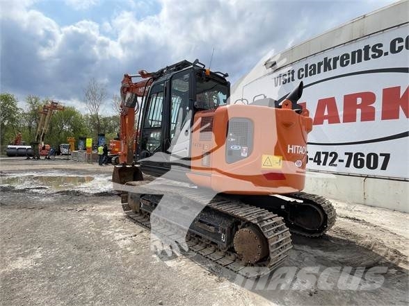 Hitachi ZX135USK-6 حفارات زحافة