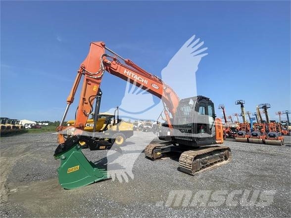 Hitachi ZX135USK-6 حفارات زحافة