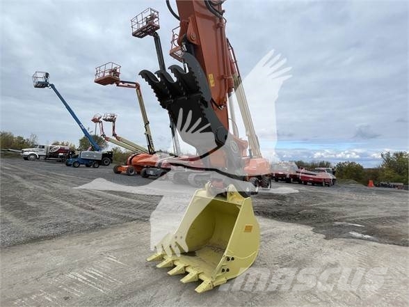Hitachi ZX210 LC-6 Bageri gusjeničari