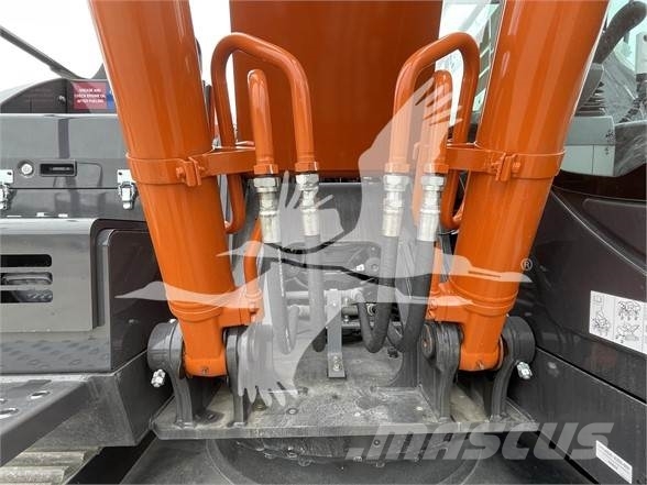 Hitachi ZX210 LC-6 Bageri gusjeničari