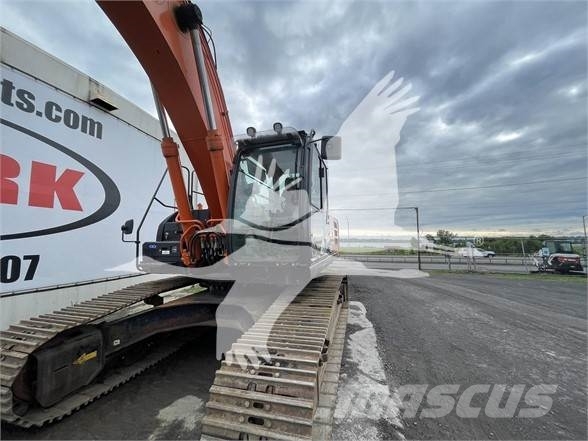 Hitachi ZX300 LC-6 Верижен екскаватор