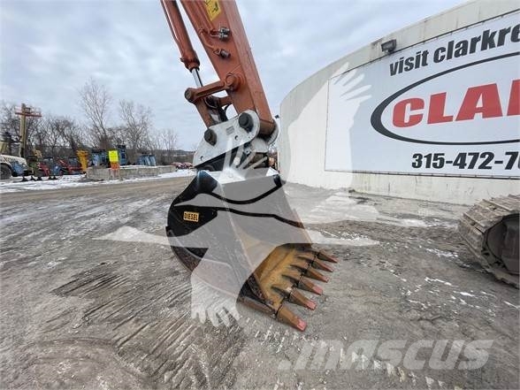 Hitachi ZX300 LC-6 Bageri guseničari