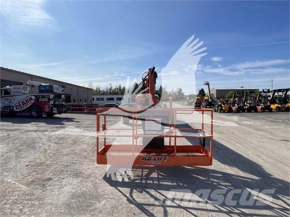 JLG 1350SJP Teleskooppipuominostimet