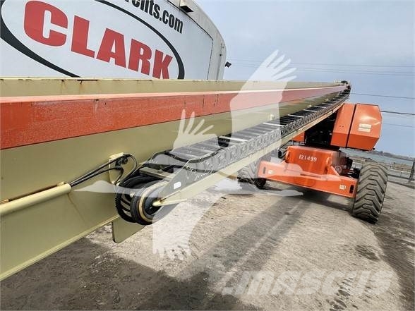 JLG 800S Teleskooppipuominostimet