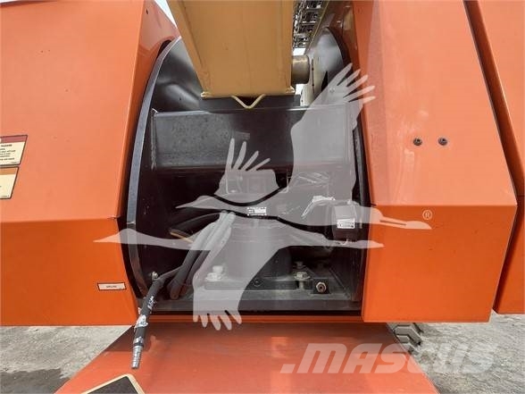 JLG 800S Teleskooppipuominostimet