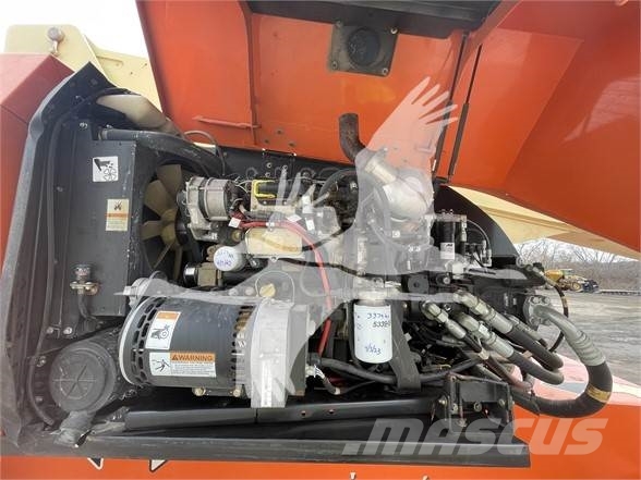 JLG 800S Teleskooppipuominostimet