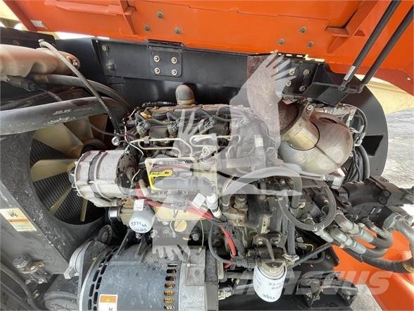 JLG 800S Teleskooppipuominostimet