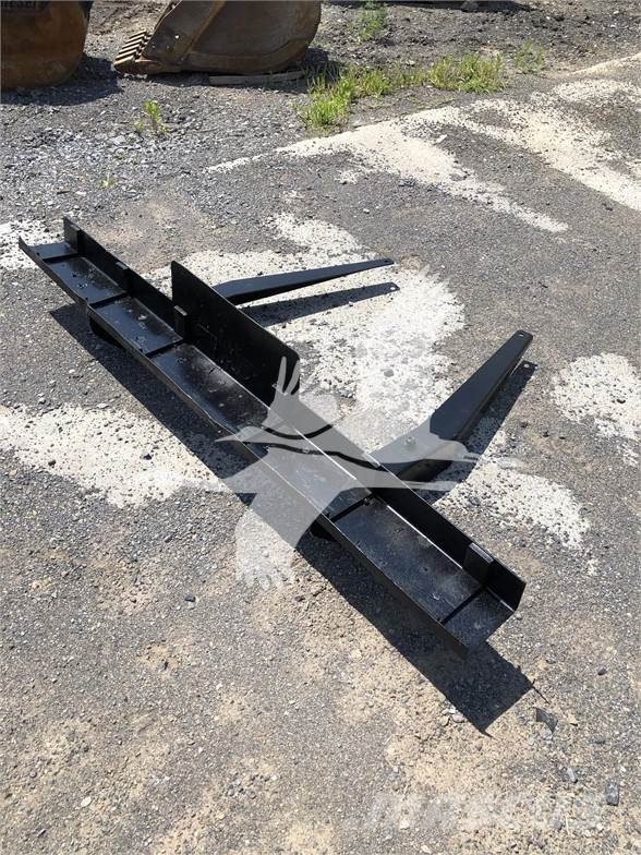 JLG GLAZIER TRAY 吊杆和铲斗