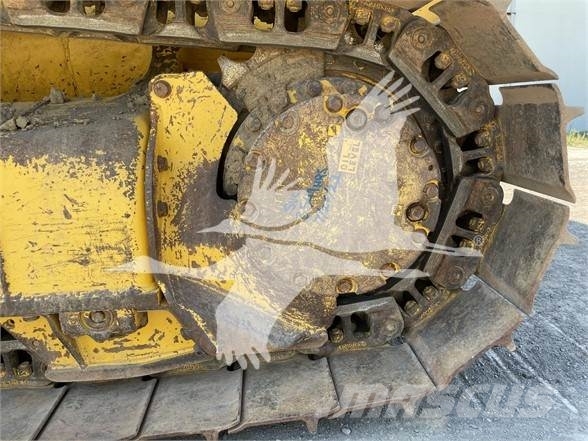Komatsu D39EX-24 Pásové dozéry