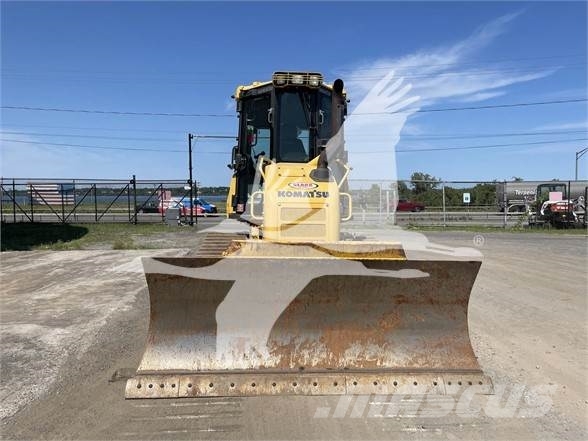 Komatsu D39EX-24 Pásové dozéry