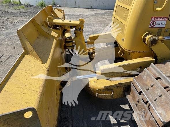 Komatsu D39EX-24 Pásové dozéry