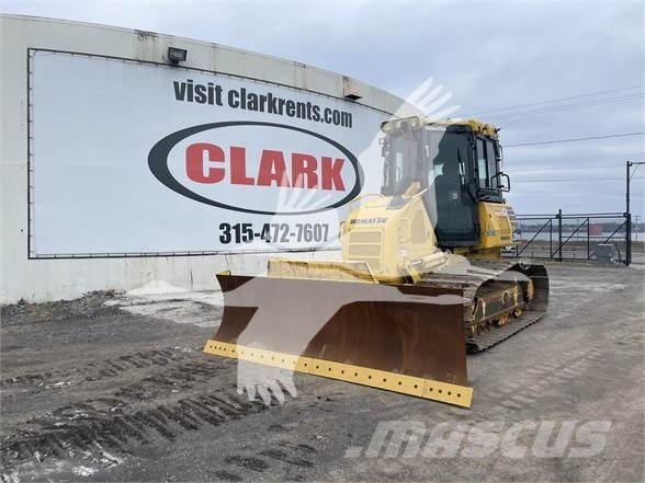 Komatsu D39PXi-24 Pásové dozéry