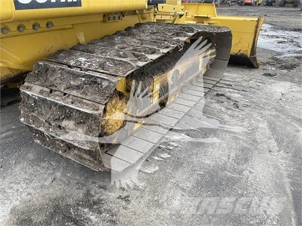 Komatsu D39PXi-24 Pásové dozéry