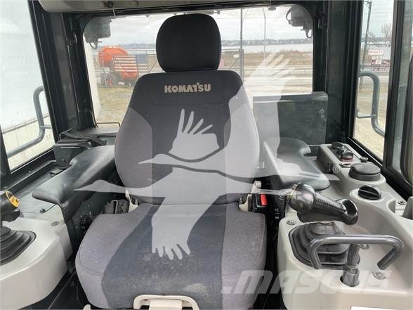 Komatsu D39PXi-24 Pásové dozéry