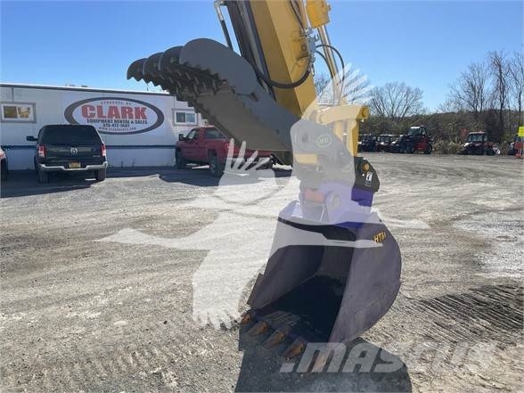 Komatsu PC138US LC-11 履带挖掘机