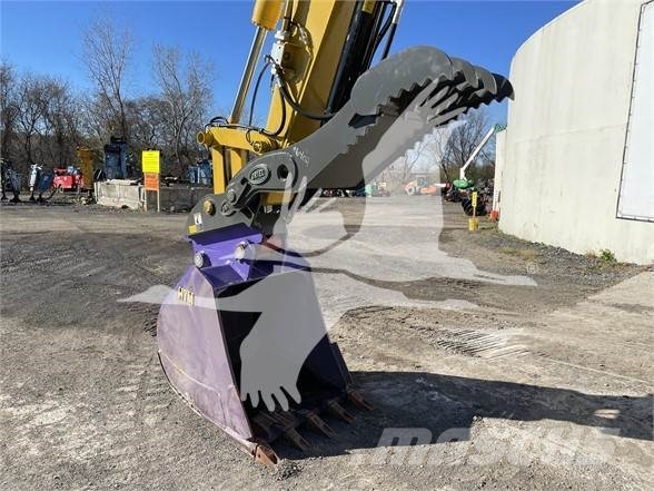 Komatsu PC138US LC-11 履带挖掘机