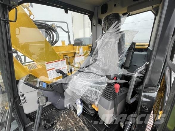 Komatsu PC138US LC-11 履带挖掘机