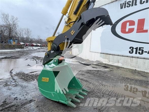 Komatsu PC138US LC-11 履带挖掘机