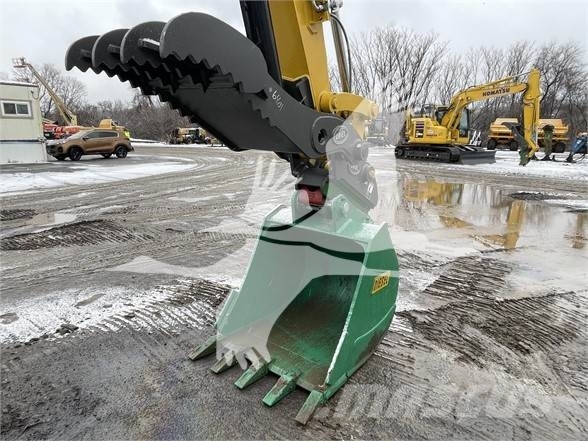 Komatsu PC138US LC-11 履带挖掘机