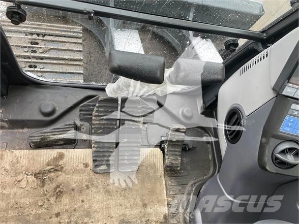 Komatsu PC138US LC-11 履带挖掘机