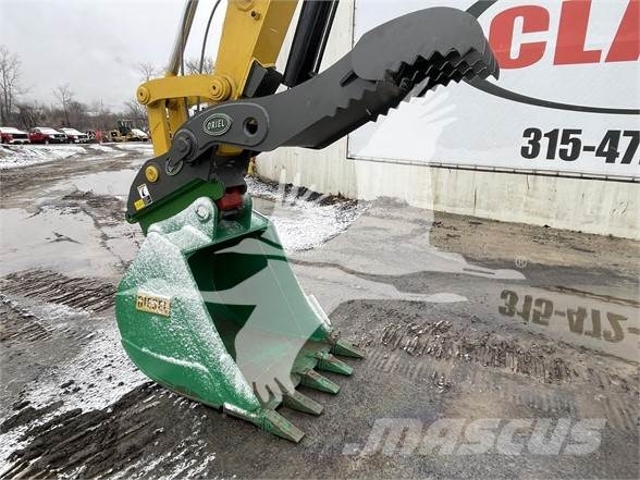Komatsu PC138US LC-11 履带挖掘机