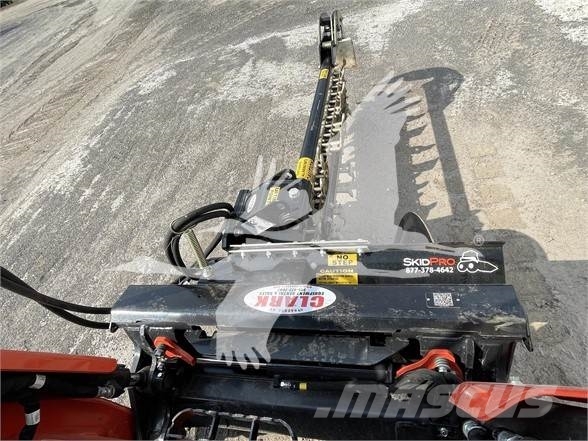 SKID PRO MT900-48-8 Trenchers