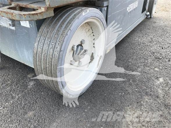 SkyJack SJIII4632 Nůžková zvedací plošina