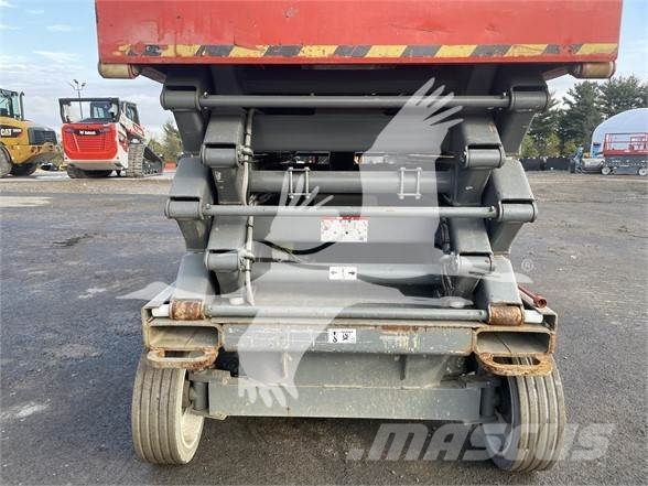 SkyJack SJIII4632 Nůžková zvedací plošina