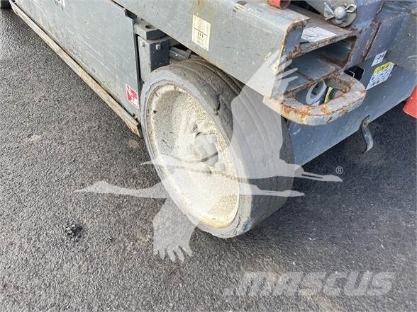 SkyJack SJIII4632 Nůžková zvedací plošina