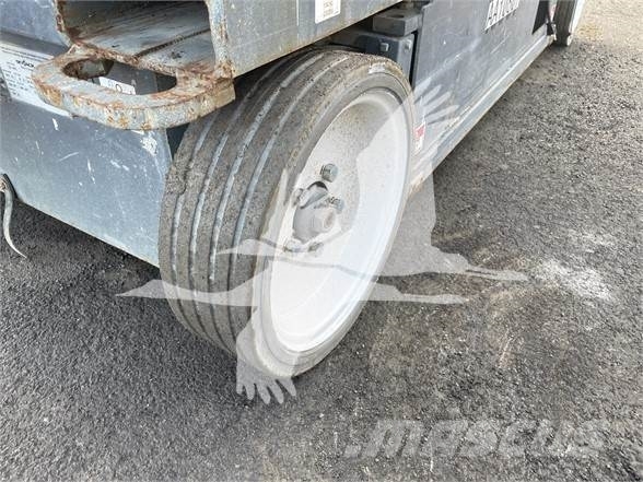 SkyJack SJIII4632 Nůžková zvedací plošina