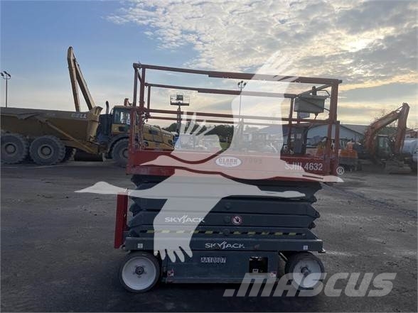 SkyJack SJIII4632 Nůžková zvedací plošina