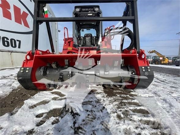 Takeuchi TL12R2 Metsä murskaimet
