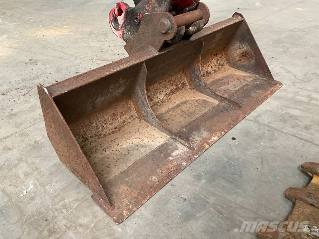 Takeuchi TB 235 Mini ekskavatori < 7 t