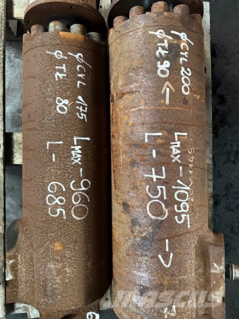 Demarec HYDRAULIC CYLINDER Hidráulicos