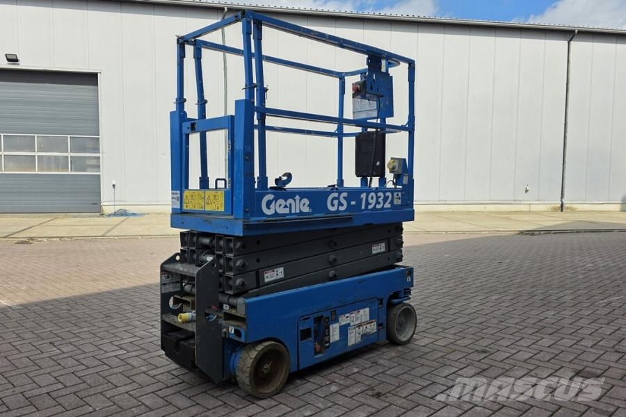 Genie GS1932 Electric, Working Height 7.8 m, 227kg Capac Nacelle ciseaux