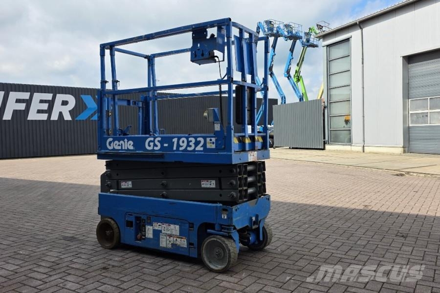 Genie GS1932 Electric, Working Height 7.8 m, 227kg Capac Nacelle ciseaux