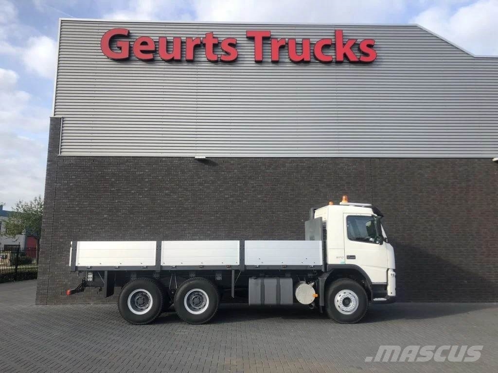 Volvo FM 370 6X4 CARGO TRUCK RHD UNUSED Camiões estrado/caixa aberta