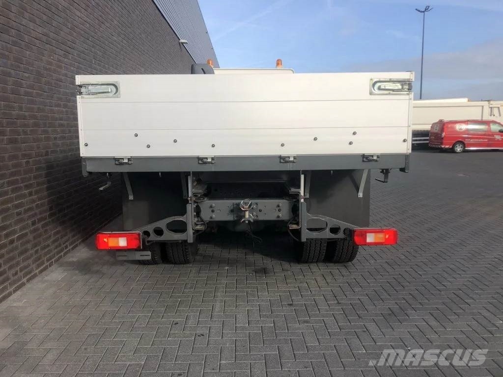 Volvo FM 370 6X4 CARGO TRUCK RHD UNUSED Camiões estrado/caixa aberta