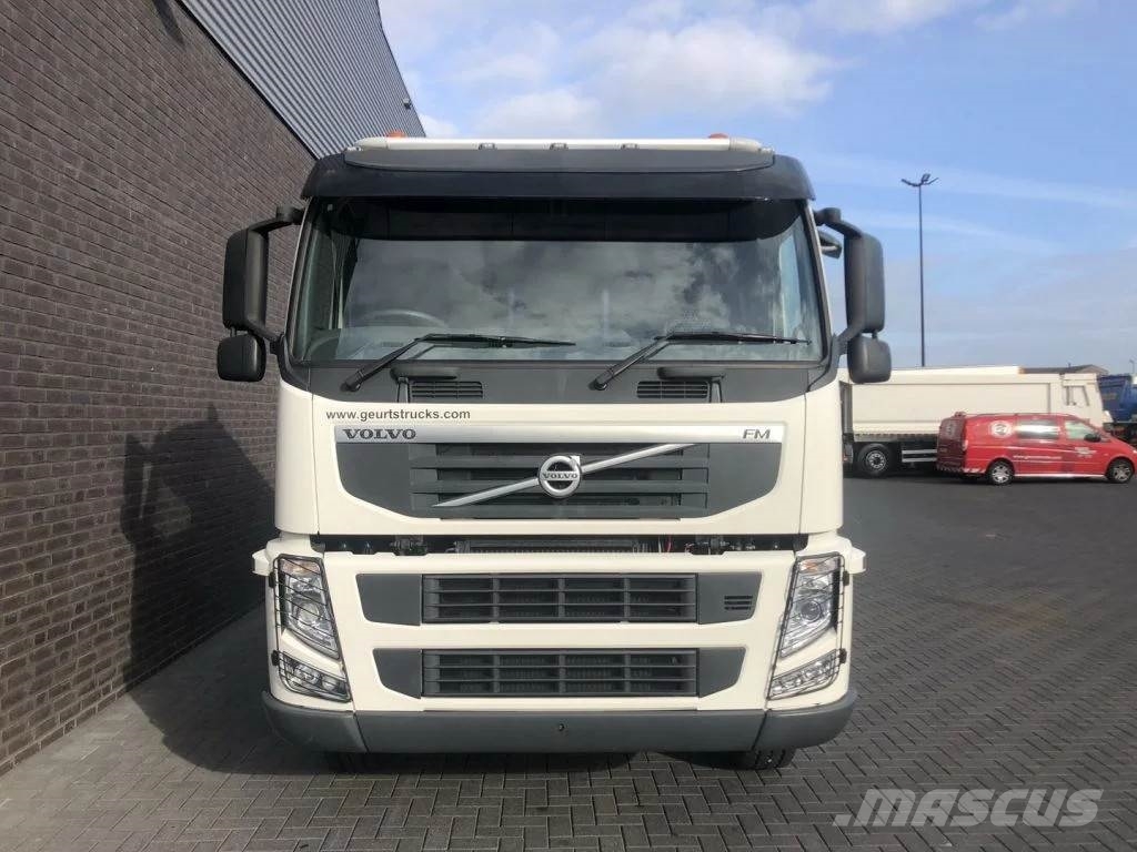 Volvo FM 370 6X4 CARGO TRUCK RHD UNUSED Camiões estrado/caixa aberta