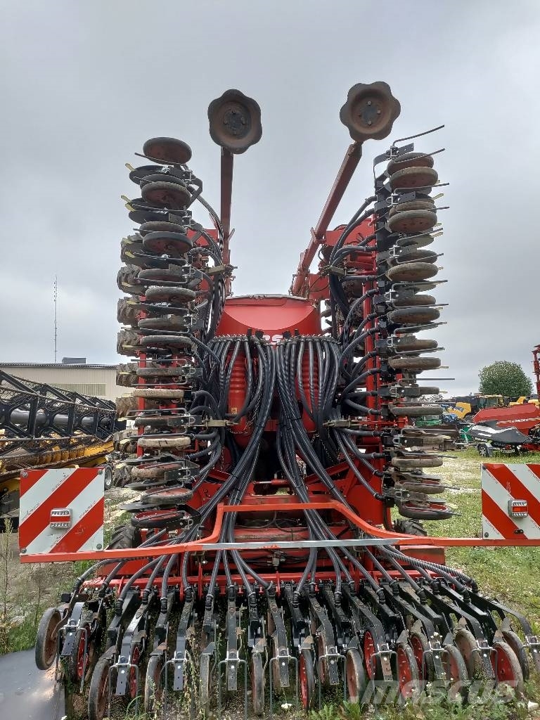 Horsch Pronto 8 DC مثاقيب