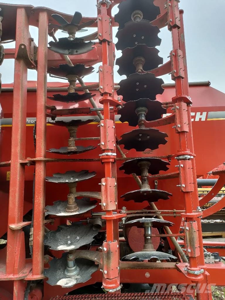 Horsch Pronto 8 DC مثاقيب
