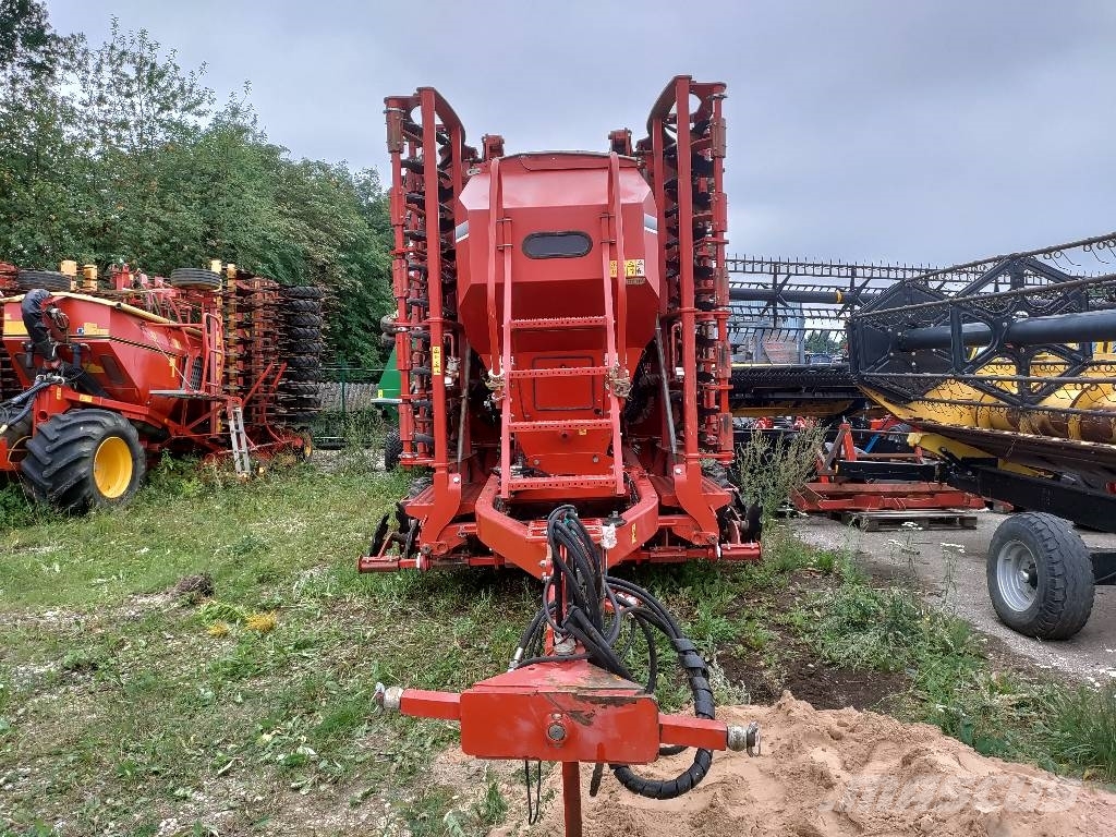 Horsch Pronto 8 DC مثاقيب