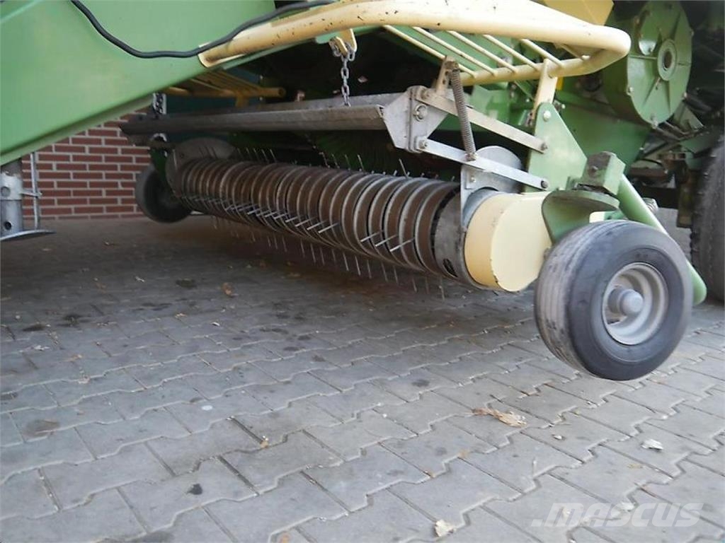 Krone Big Pack 80-80 Multicut Quaderpressen