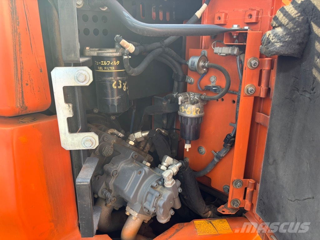 Hitachi ZX 85 US B Midi bageri 7t – 12t