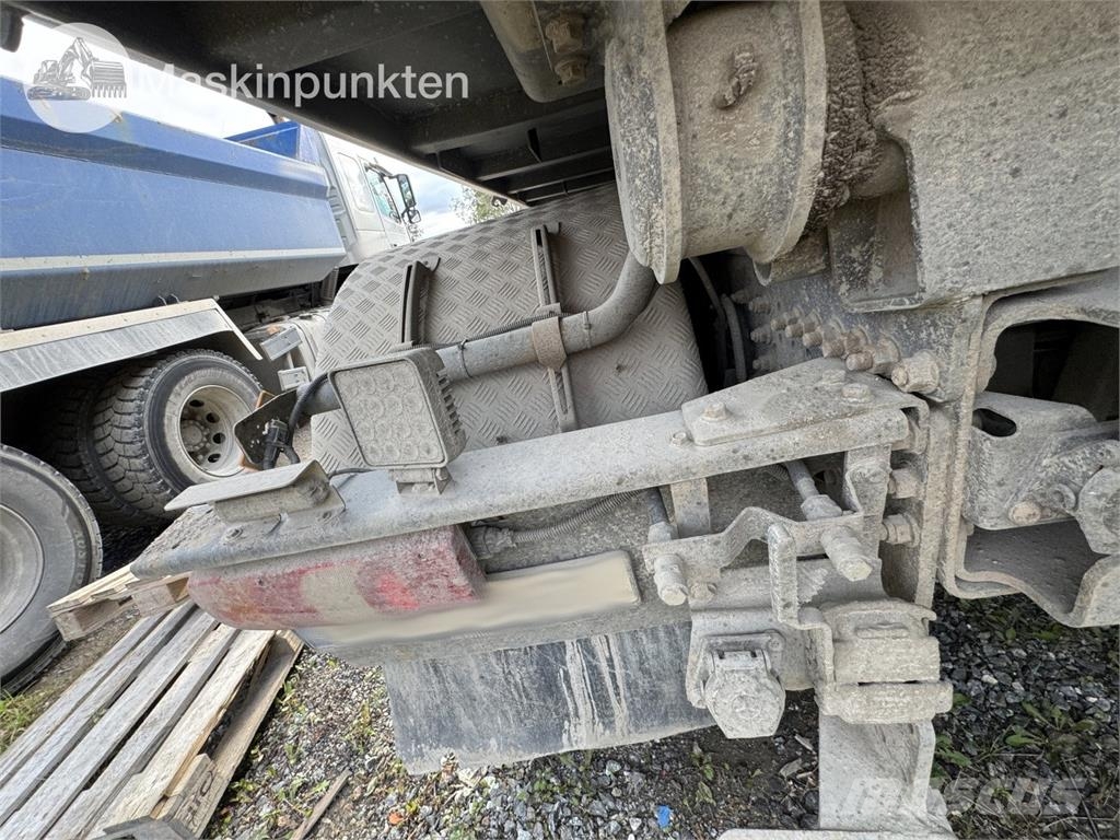 Mercedes-Benz Arocs Tipper trucks