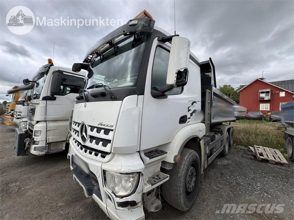 Mercedes-Benz Arocs Tipper trucks