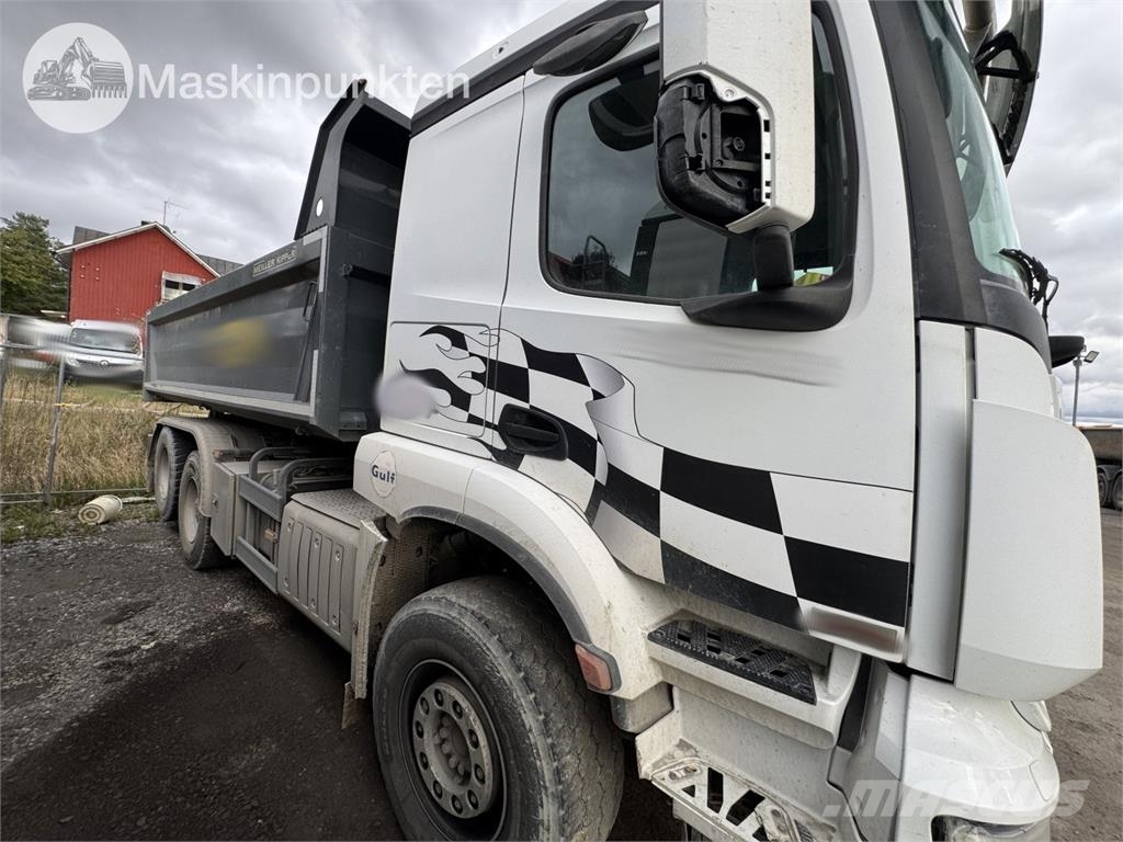 Mercedes-Benz Arocs Tipper trucks