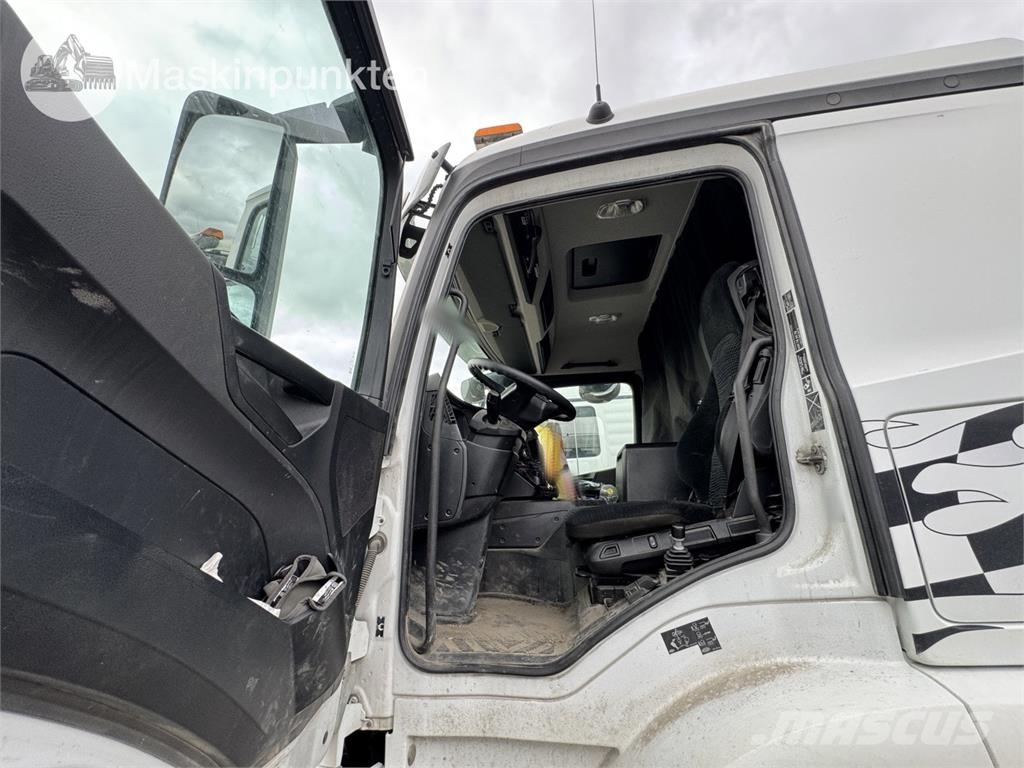 Mercedes-Benz Arocs Tipper trucks