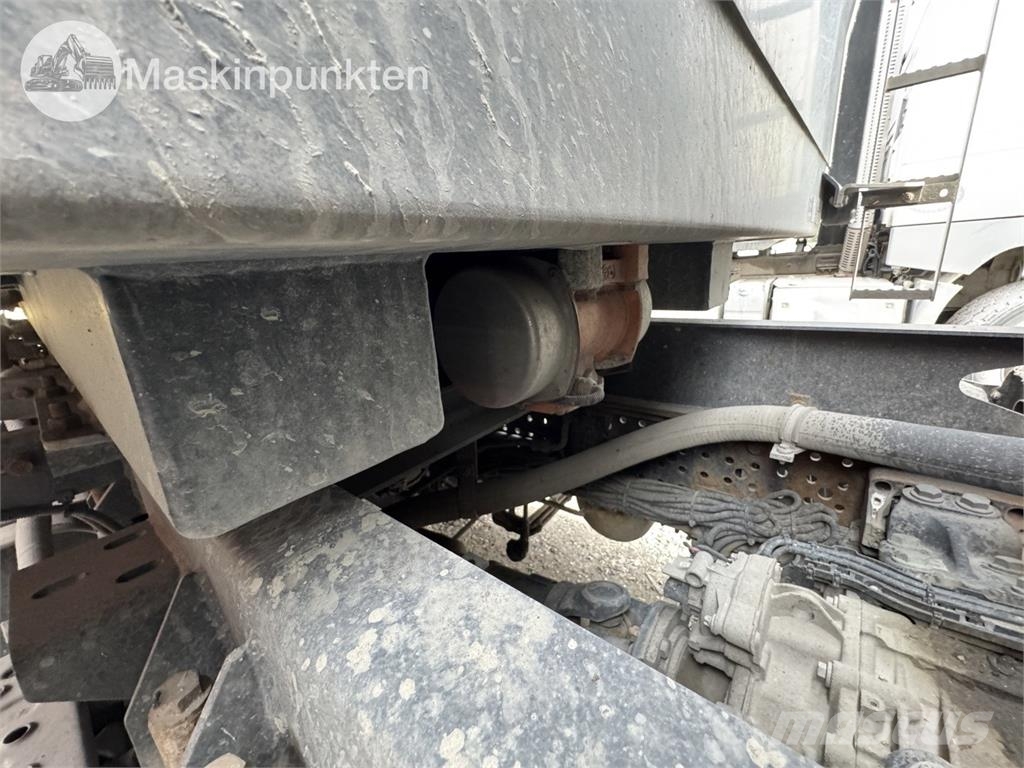 Mercedes-Benz Arocs Tipper trucks