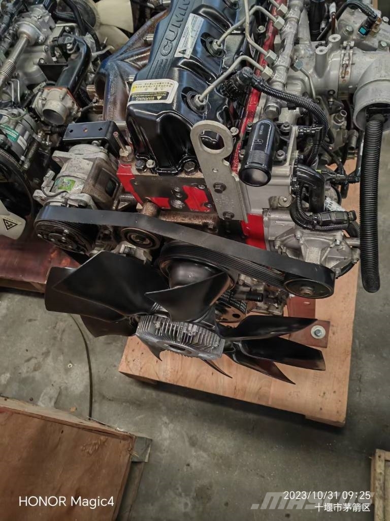 Cummins MODEI ISF3.8S5141 construction machinery motor Motorer